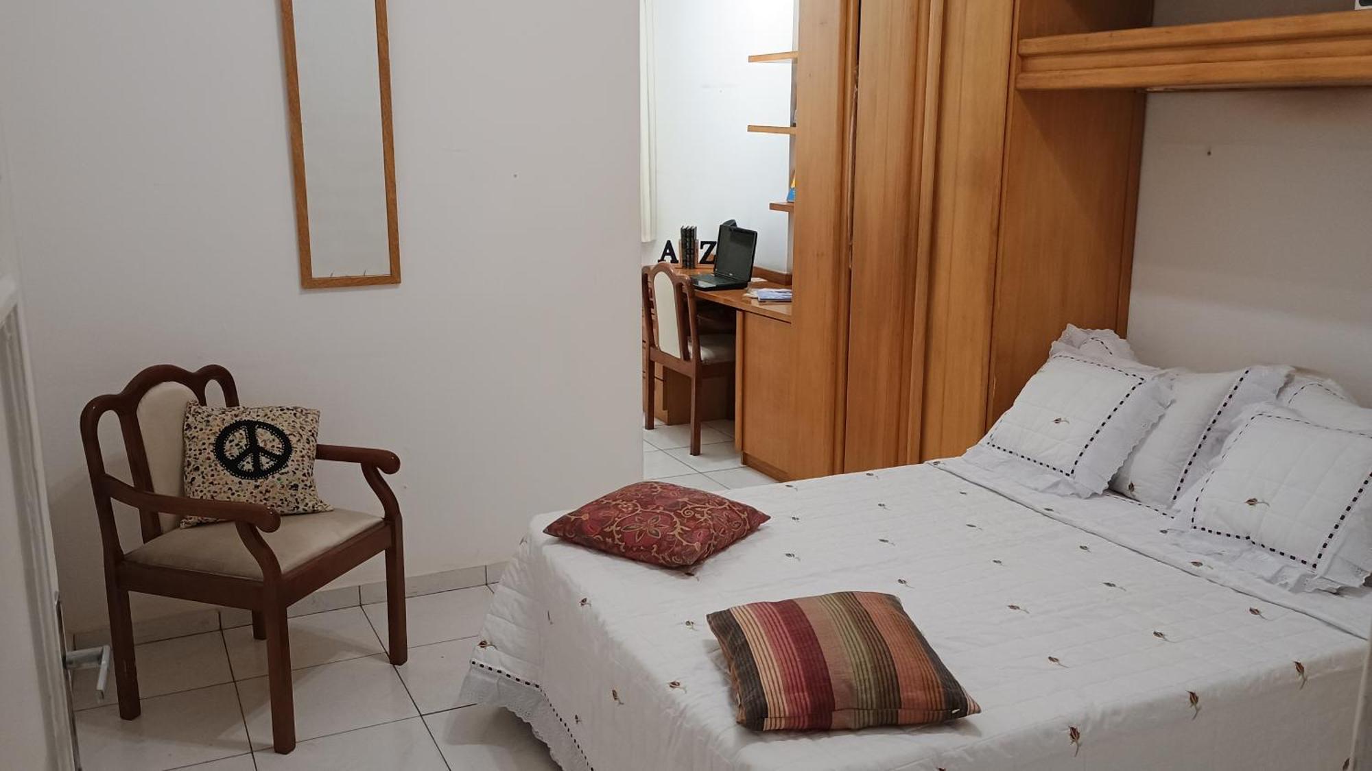 Seu Lugar Aconchegante No Leblon Apartamento